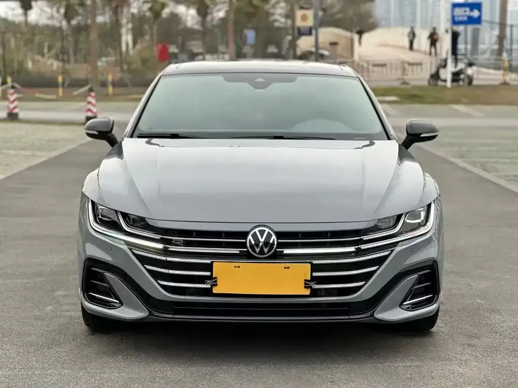 Volkswagen CC — фото 1