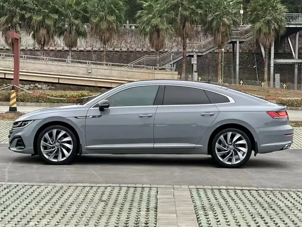 Volkswagen CC — фото 3