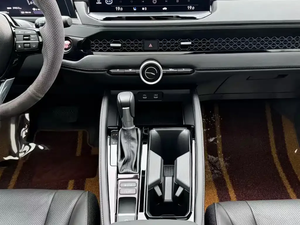 Honda Accord — фото 6