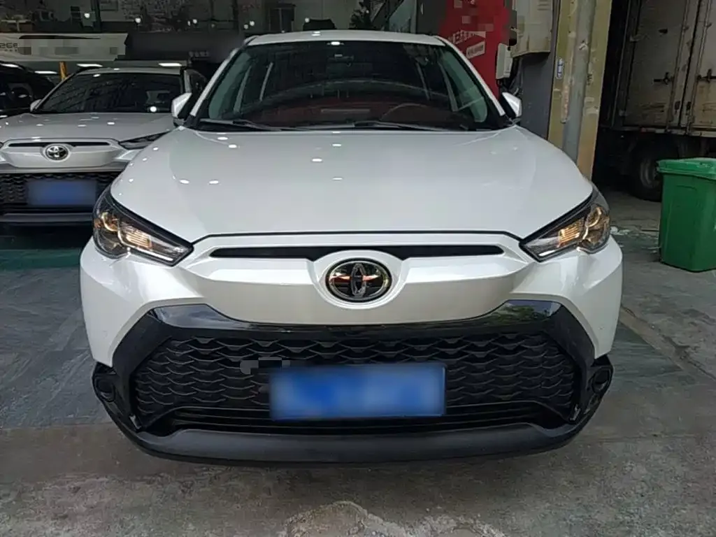 Toyota Frontlander 2023 из CN, фото 8