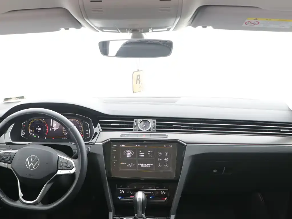 Volkswagen Magotan 2022 из CN, фото 9