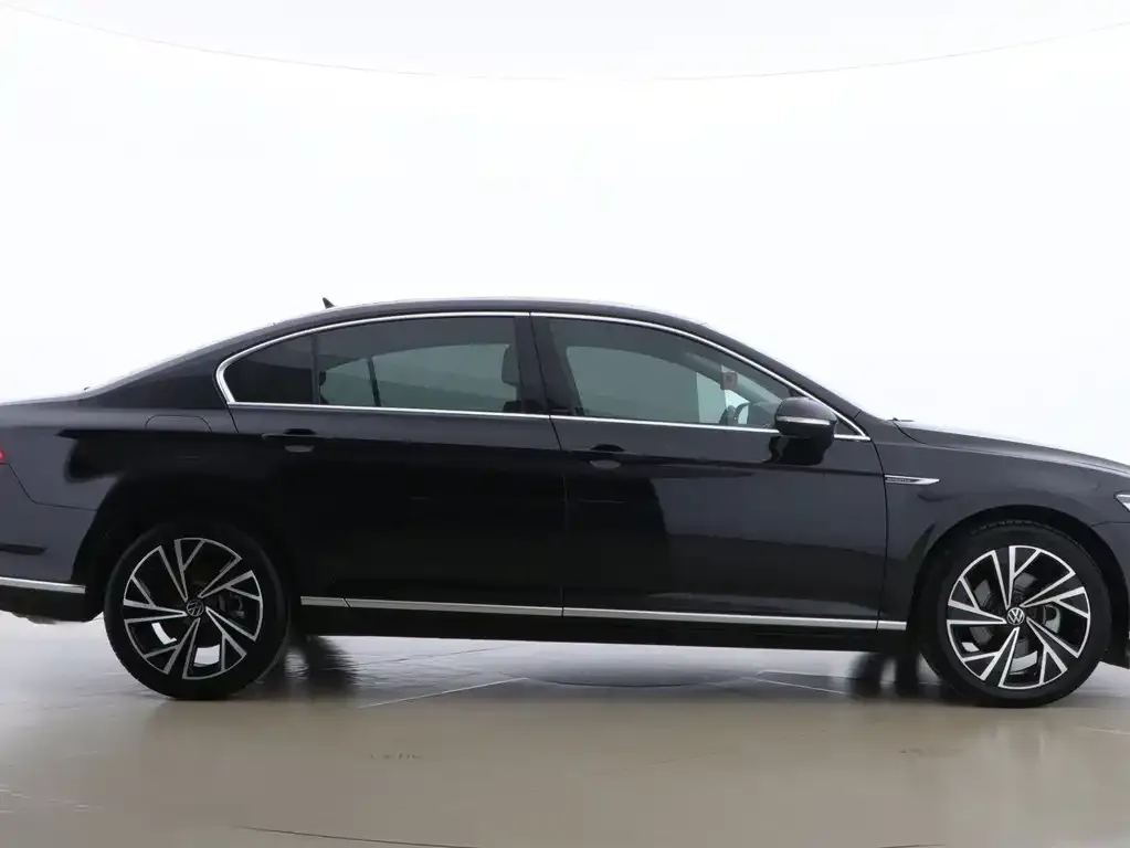 Volkswagen Magotan 2022 из CN, фото 6