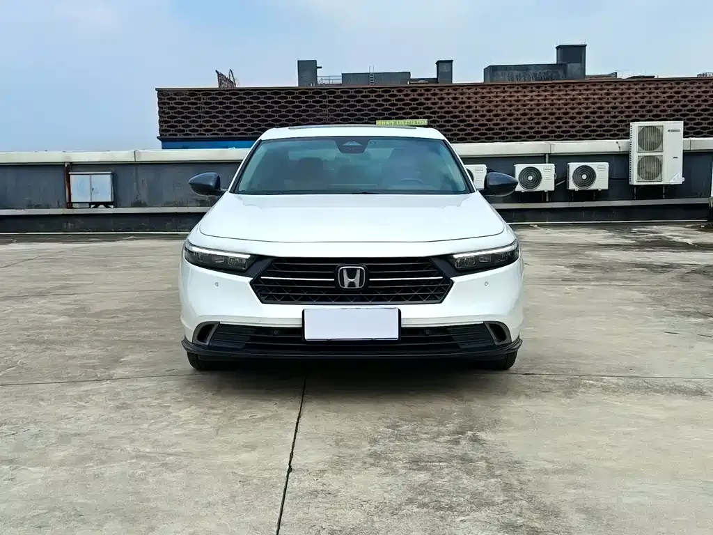 Honda Accord — фото 7