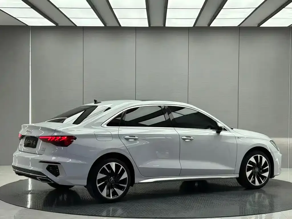 Audi A3 — фото 5