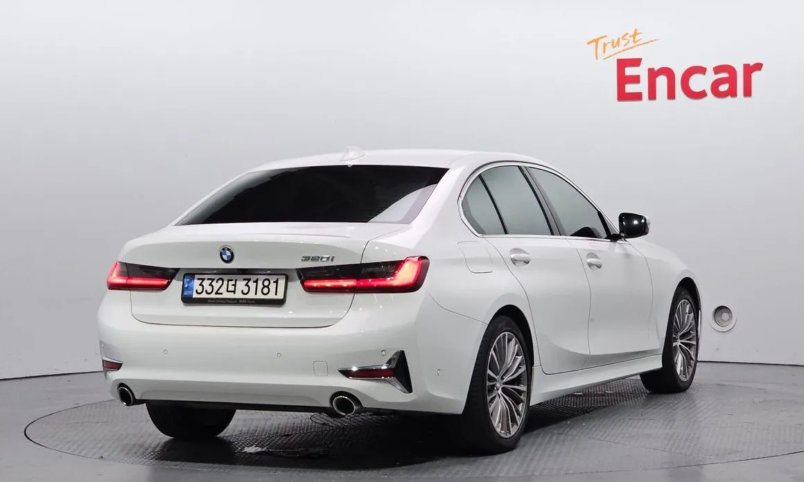BMW 3-Series 2021 из KR, фото 2
