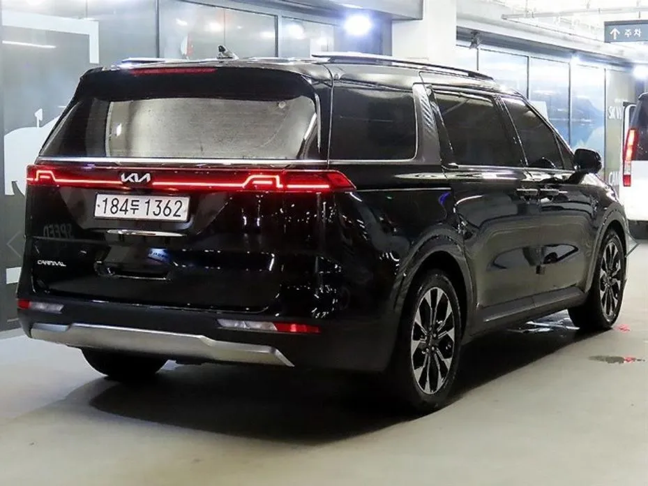 Kia Carnival 2023 из KR, фото 8