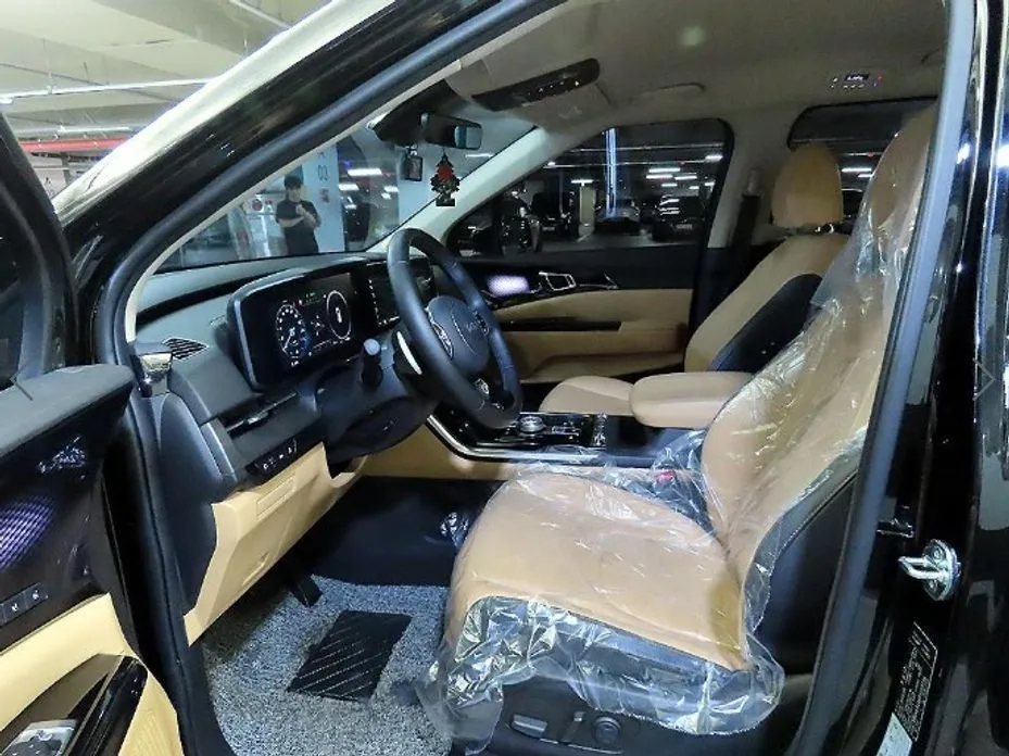 Kia Carnival 2023 из KR, фото 10