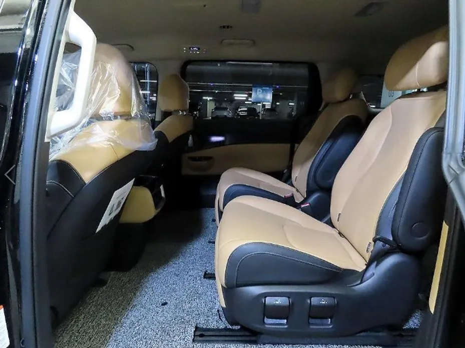 Kia Carnival 2023 из KR, фото 5