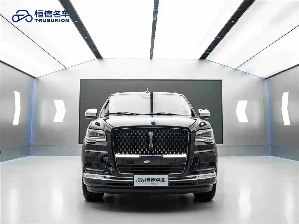 Lincoln Navigator — фото 10