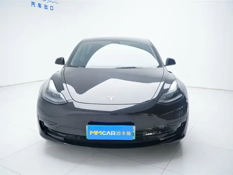 Tesla Model 3 — фото 8
