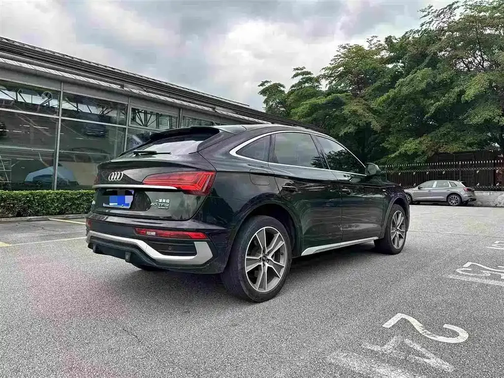 Audi Q5L Sportback 2022 из CN, фото 9