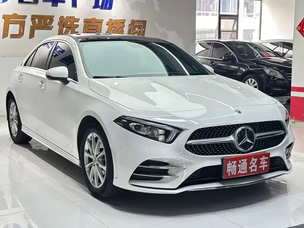 Mercedes-Benz A-Class — фото 10
