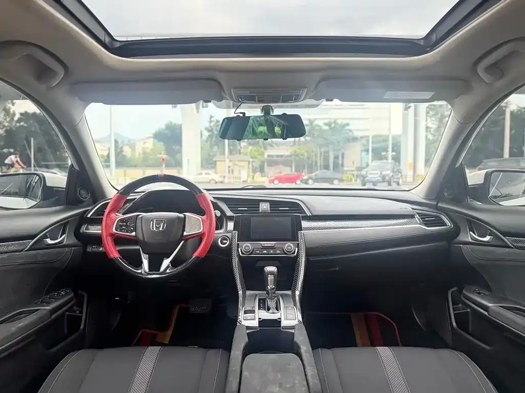 Honda Civic — фото 7