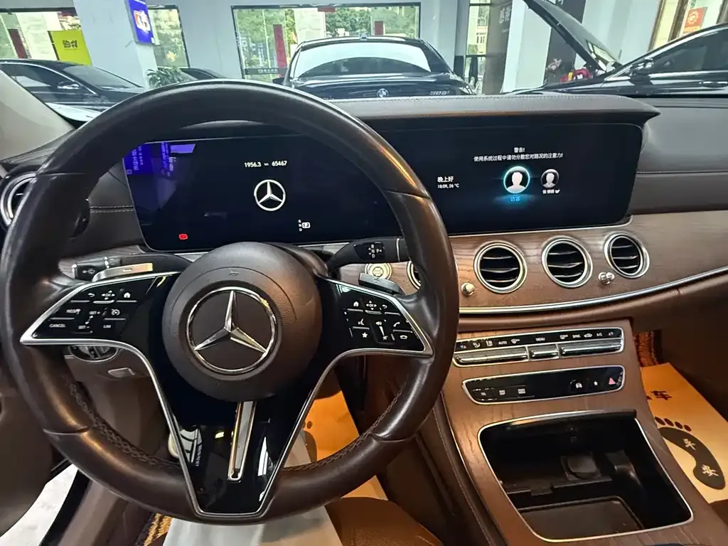 Mercedes-Benz E-Class 2021 из CN, фото 2