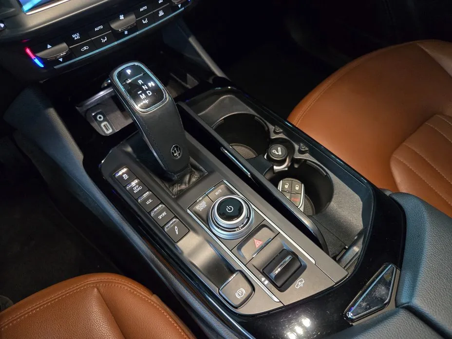 Maserati Levante 2022 из KR, фото 9