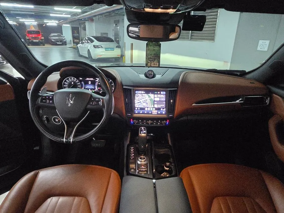 Maserati Levante 2022 из KR, фото 7