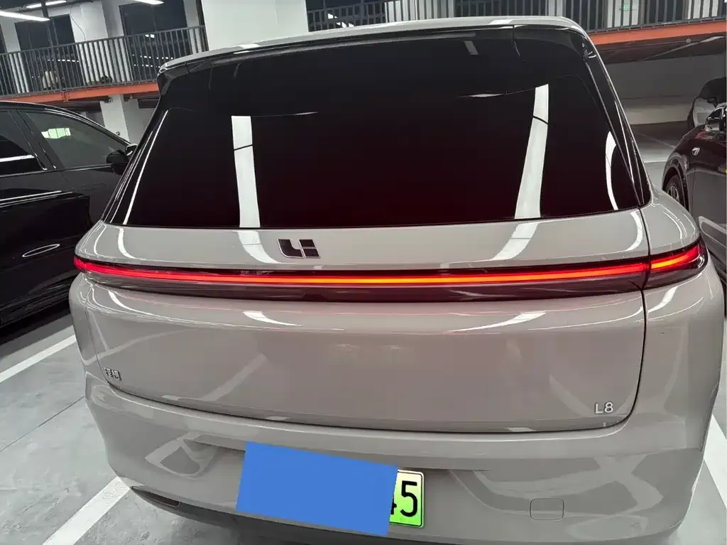 Li Auto L8 2023 из CN, фото 7