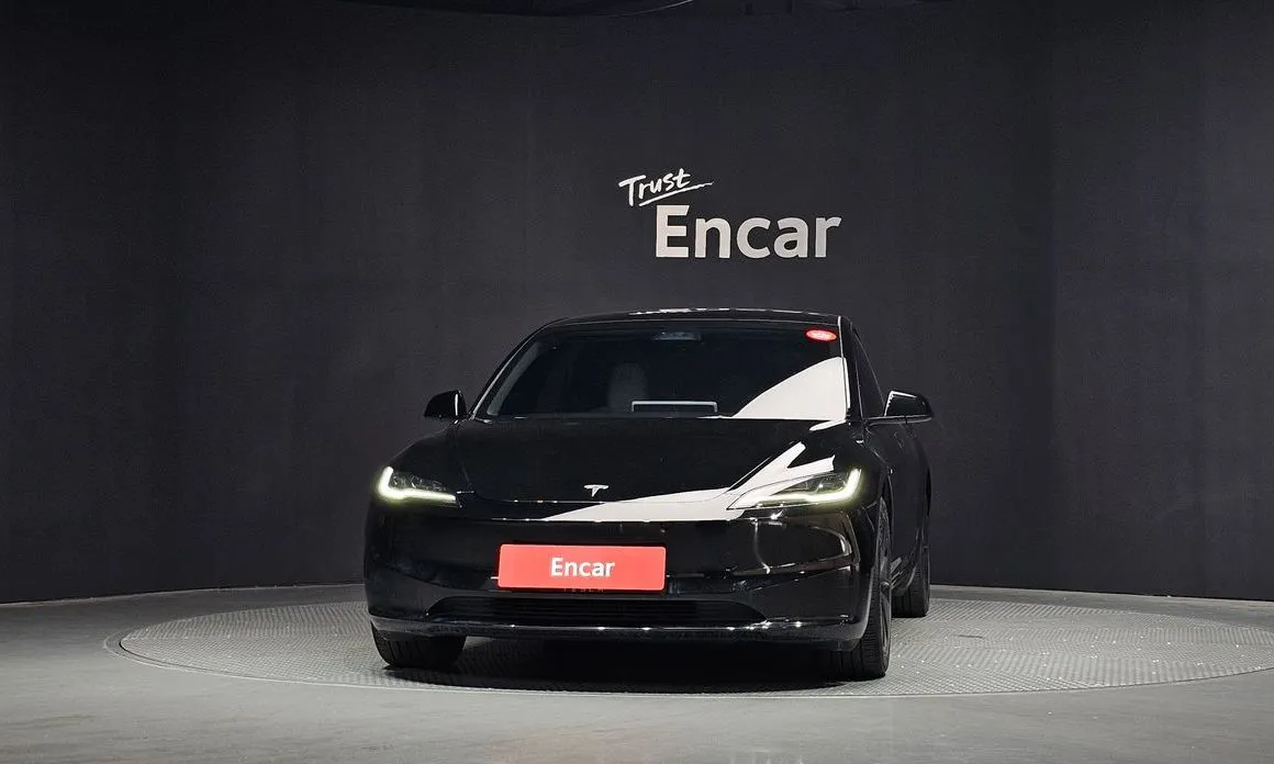 Tesla Model 3 2024 из KR, фото 5