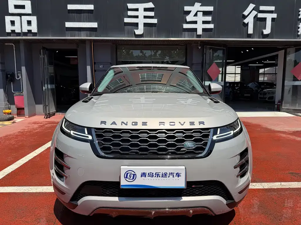 Land Rover Evoque — фото 1