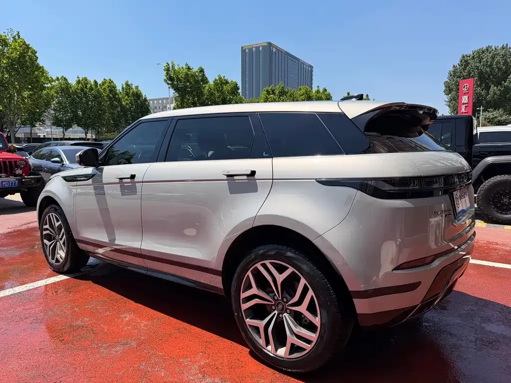 Land Rover Evoque — фото 2