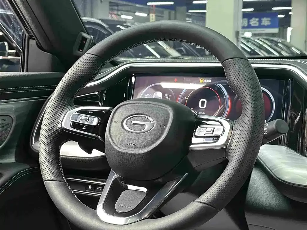 GAC Motor Trumpchi GS8 — фото 10