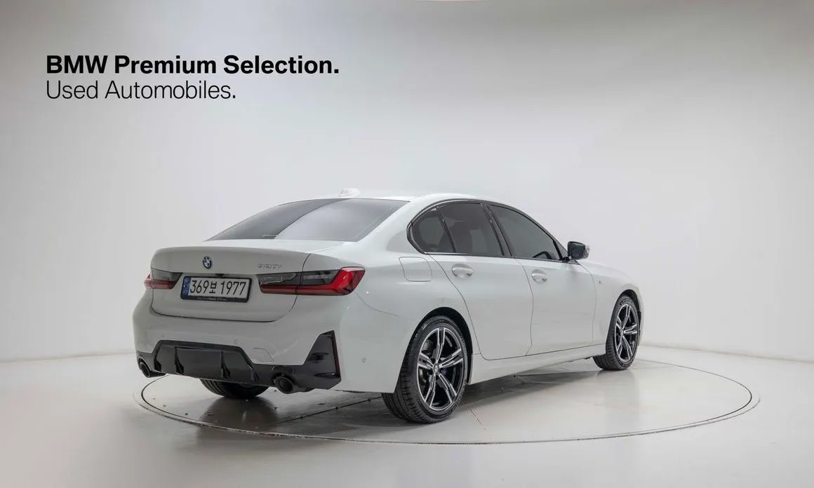 BMW 3-Series 2024 из KR, фото 6