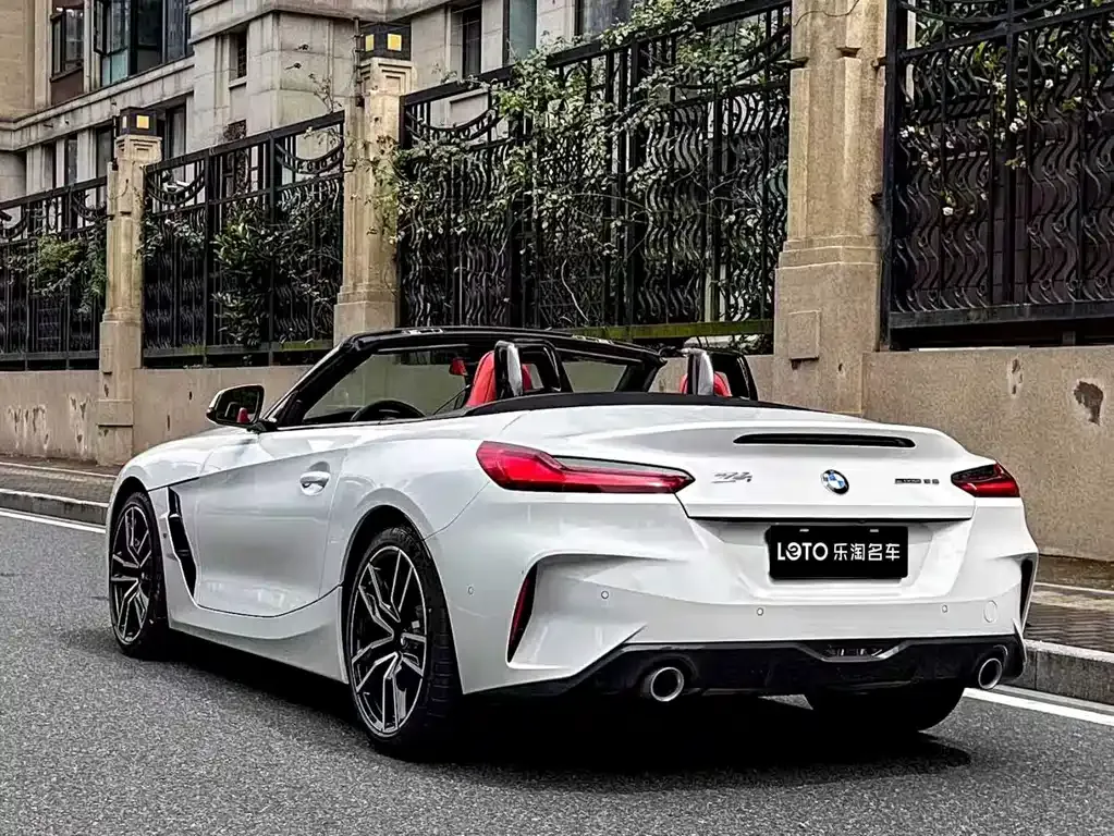 BMW Z4 — фото 9