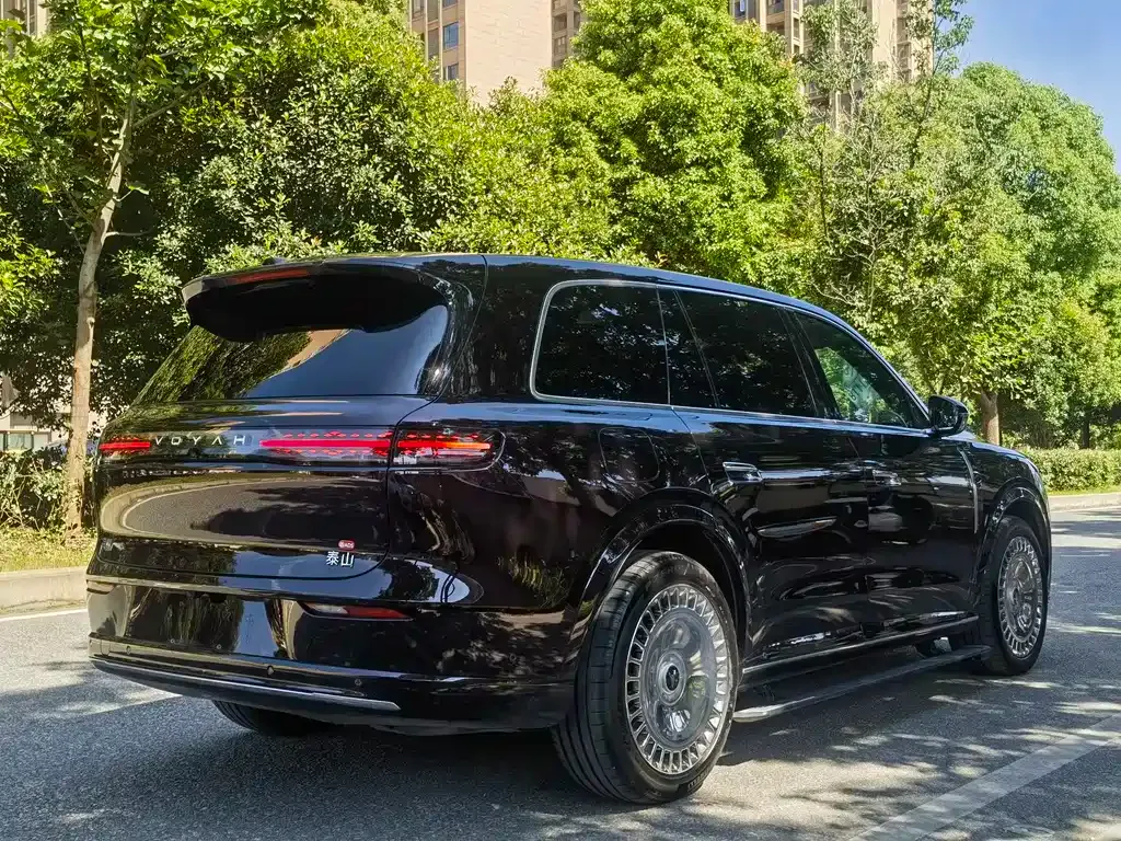 VOYAH Lantu Taishan 2025 из CN, фото 6
