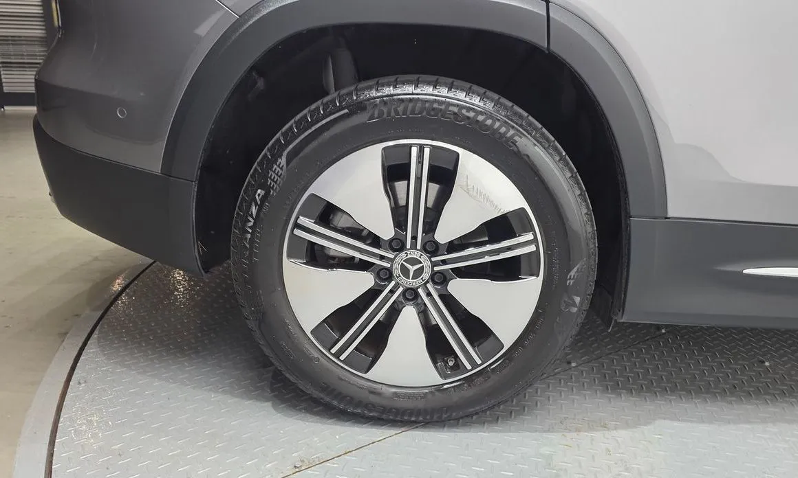 Mercedes-Benz EQB 2024 из KR, фото 9