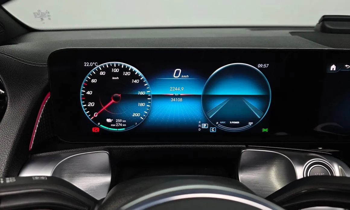 Mercedes-Benz EQB 2024 из KR, фото 8