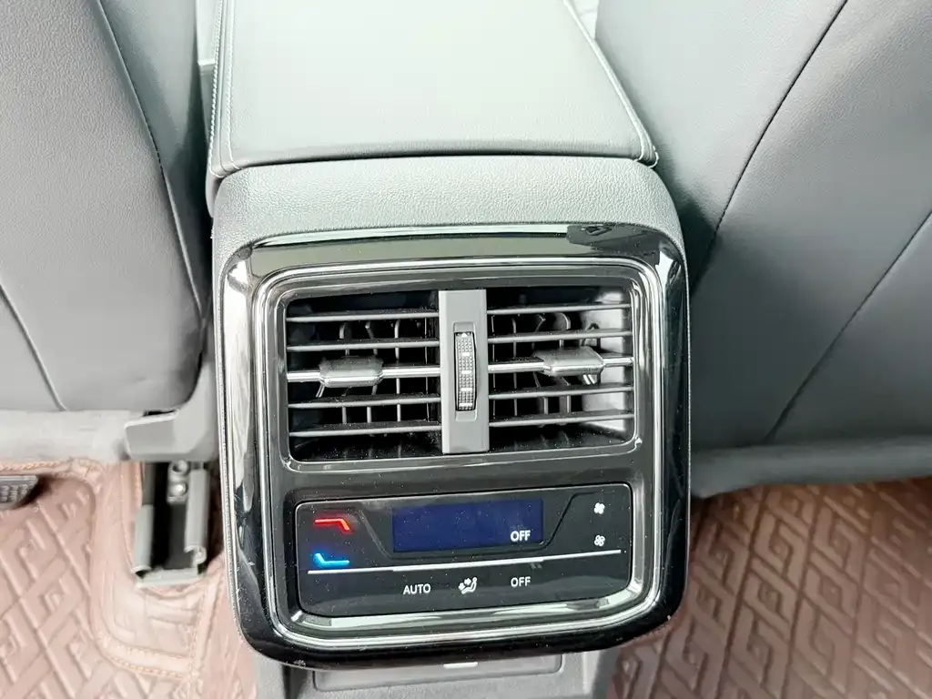 Volkswagen Passat — фото 6