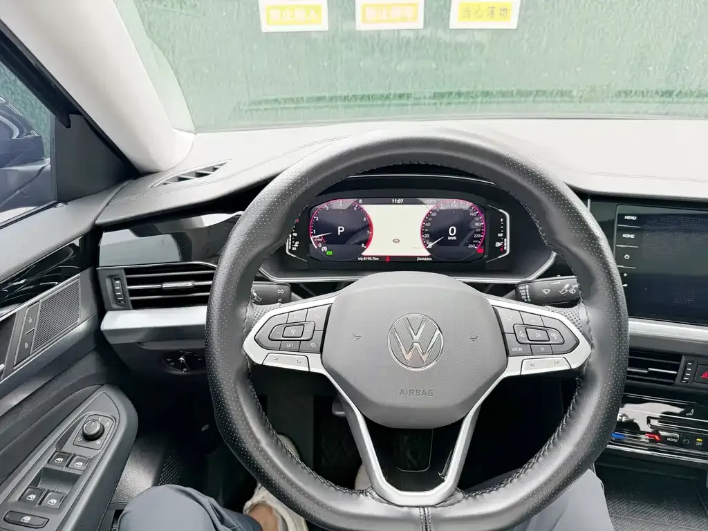 Volkswagen Passat — фото 10