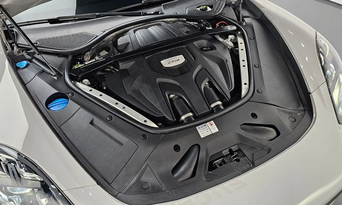 Porsche Panamera 2021 из KR, фото 6