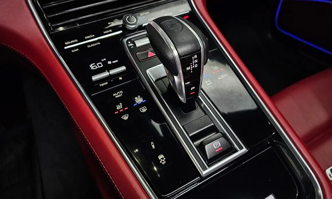 Porsche Panamera 2021 из KR, фото 5