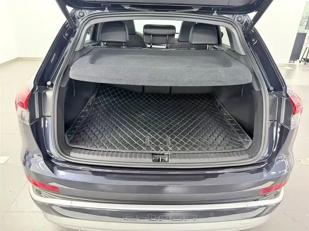 Audi Q4 e-tron 2025 из CN, фото 7