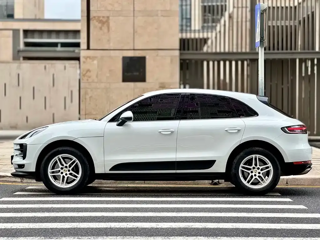 Porsche Macan 2021 из CN, фото 6