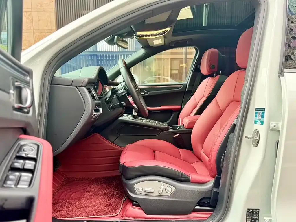 Porsche Macan 2021 из CN, фото 8