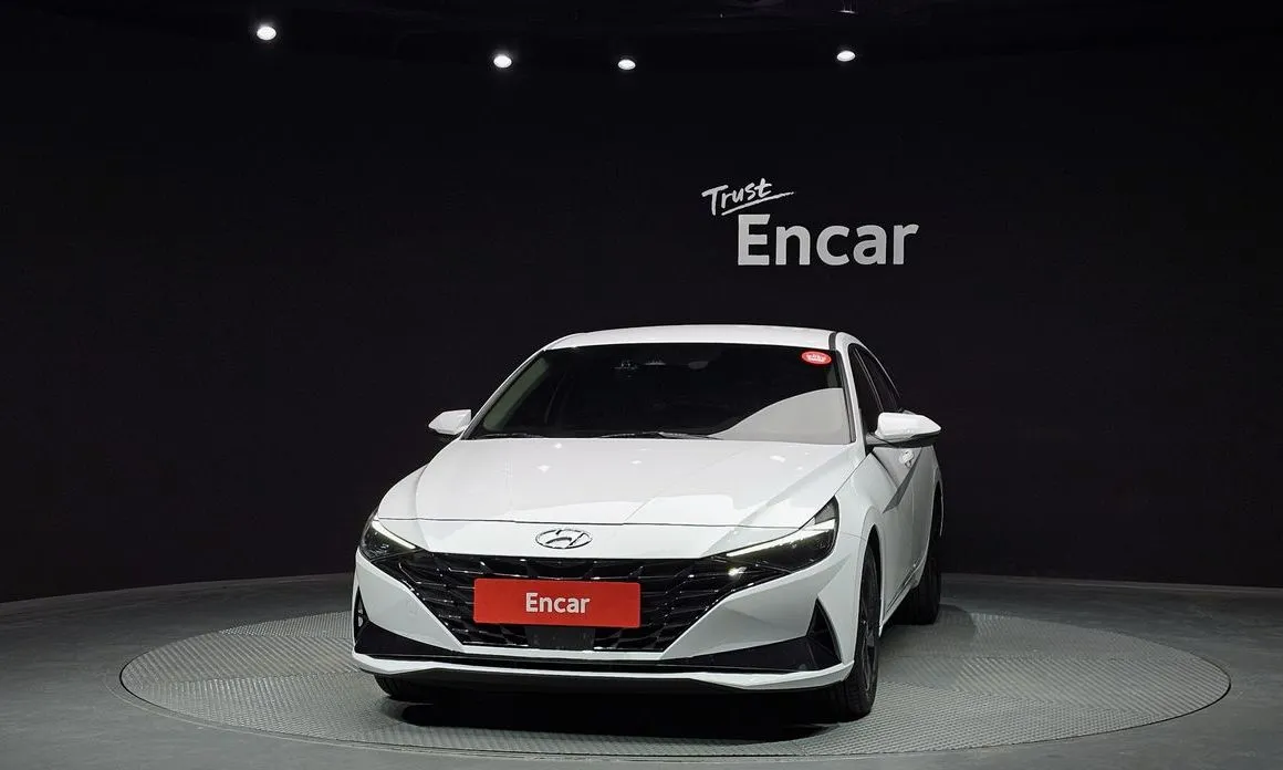 Hyundai AVANTE 2023 из KR, фото 2