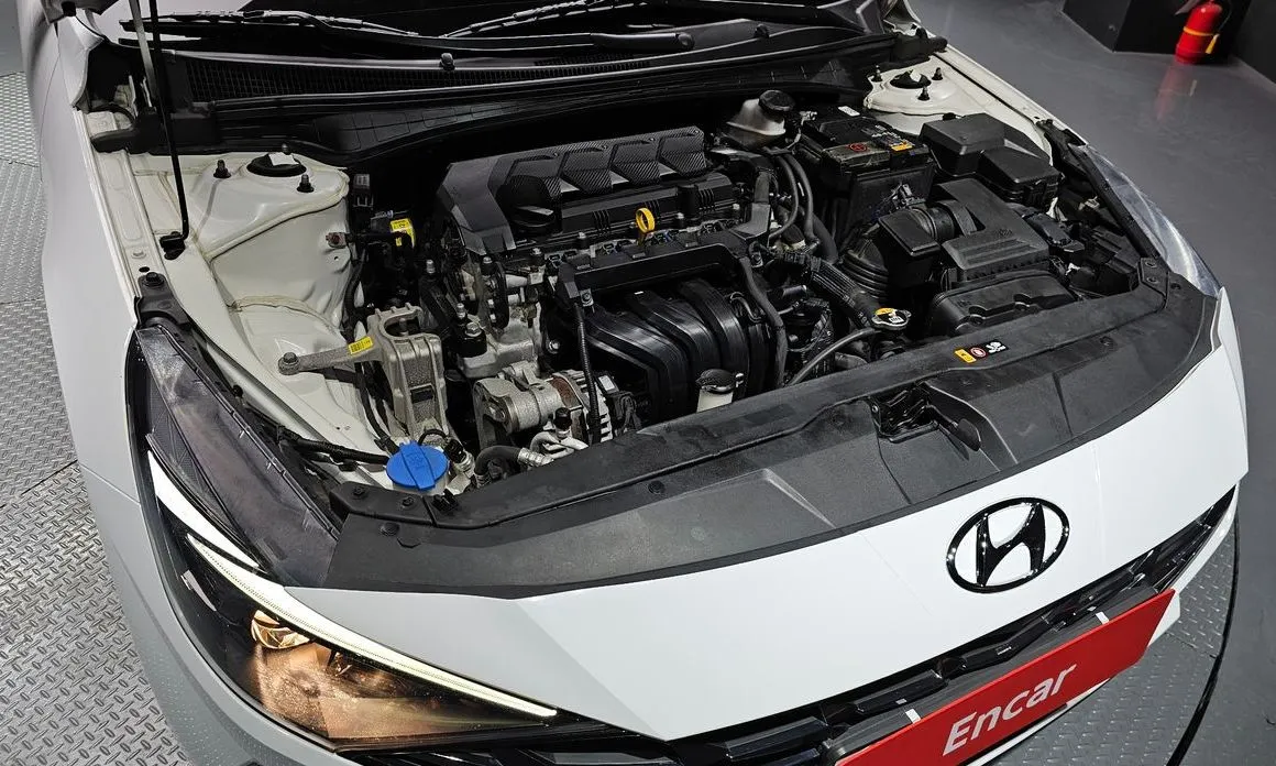 Hyundai AVANTE 2023 из KR, фото 10