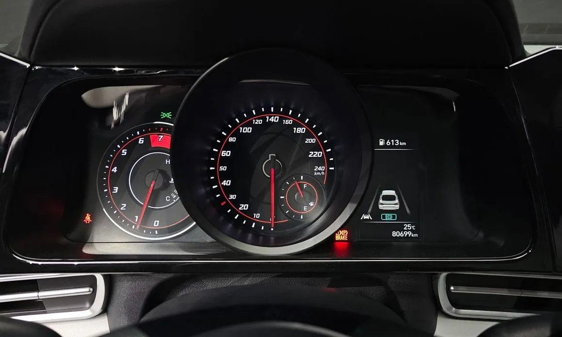 Hyundai AVANTE 2023 из KR, фото 4