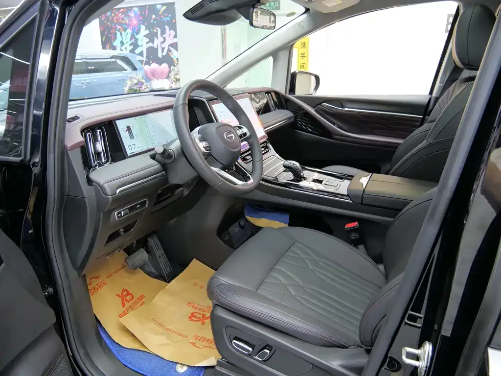 GAC Motor Trumpchi M8 — фото 10