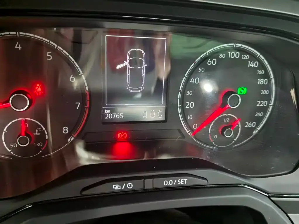 Volkswagen Polo 2021 из CN, фото 4