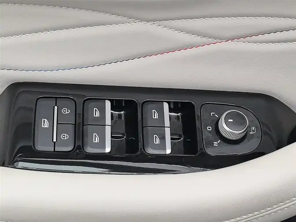 Geely Xingyue L 2023 из CN, фото 10