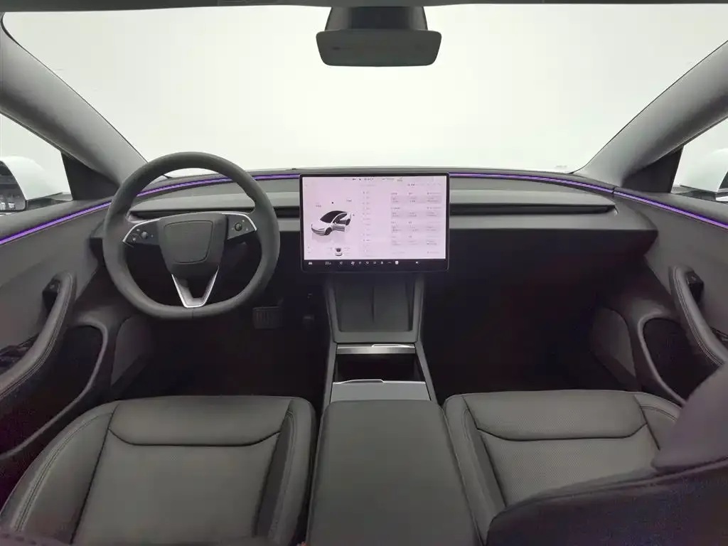 Tesla Model 3 — фото 5