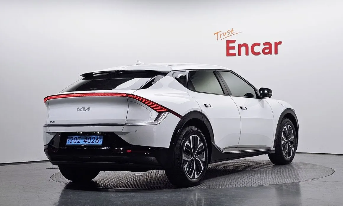 Kia EV6 2023 из KR, фото 9