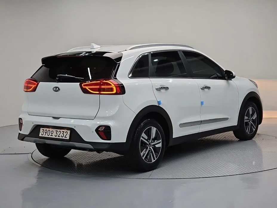 Kia Niro — фото 6