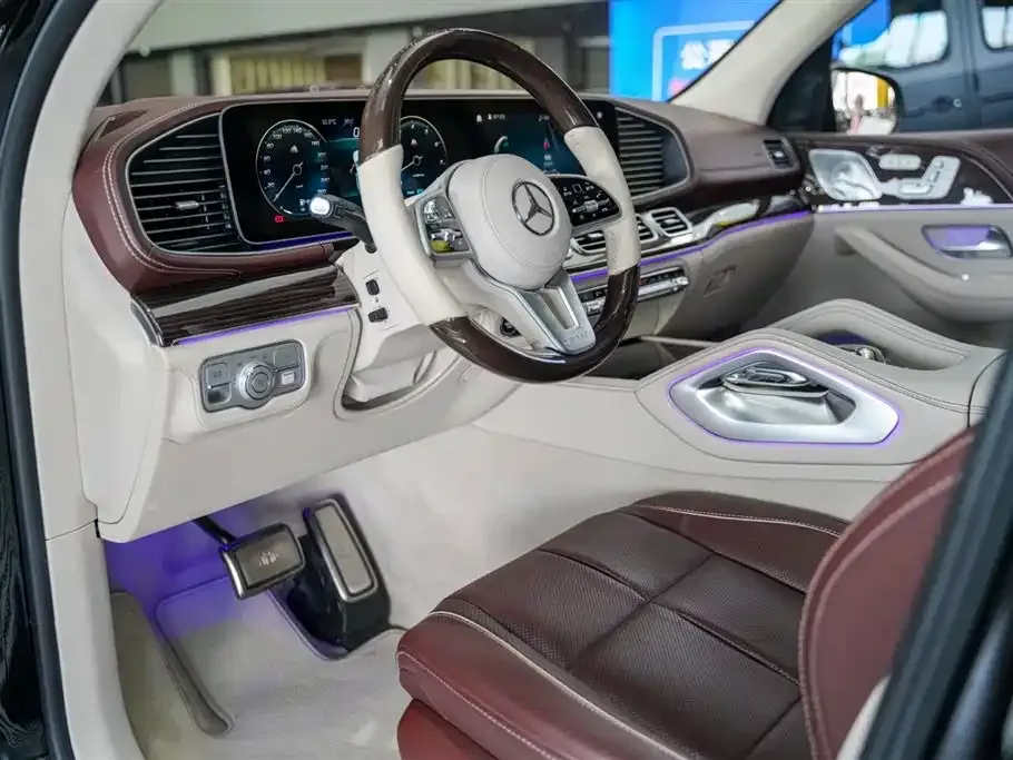 Mercedes-Benz GLS — фото 5