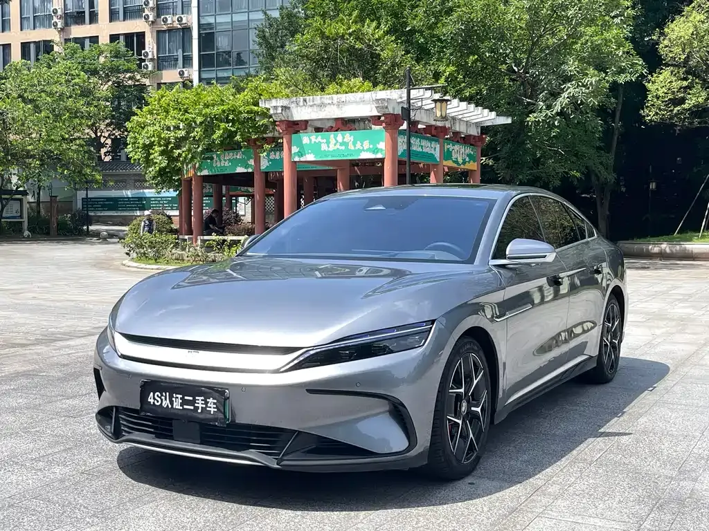 BYD Han — фото 1