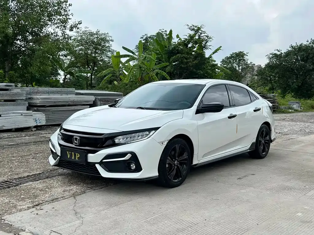 Honda Civic — фото 1