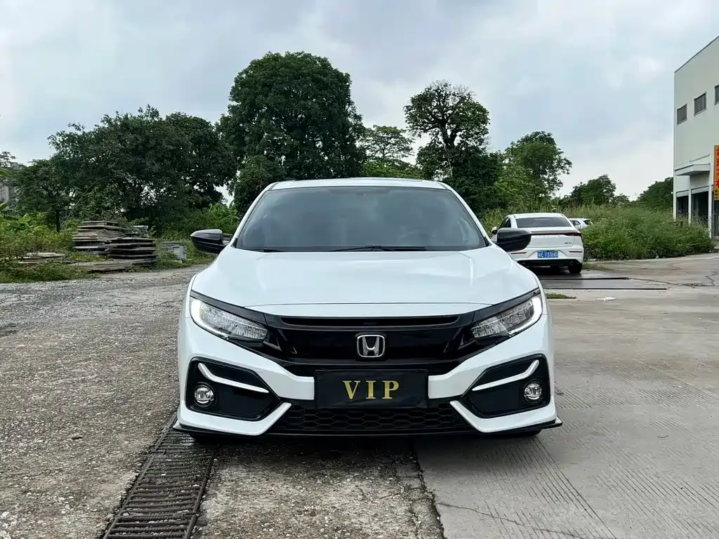Honda Civic — фото 7